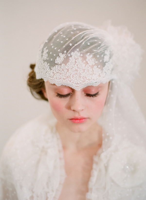 vintage inspired bridal fashion - veil designed by Twigs and honey - photo by Southern California wedding photographer Elizabeth Messina